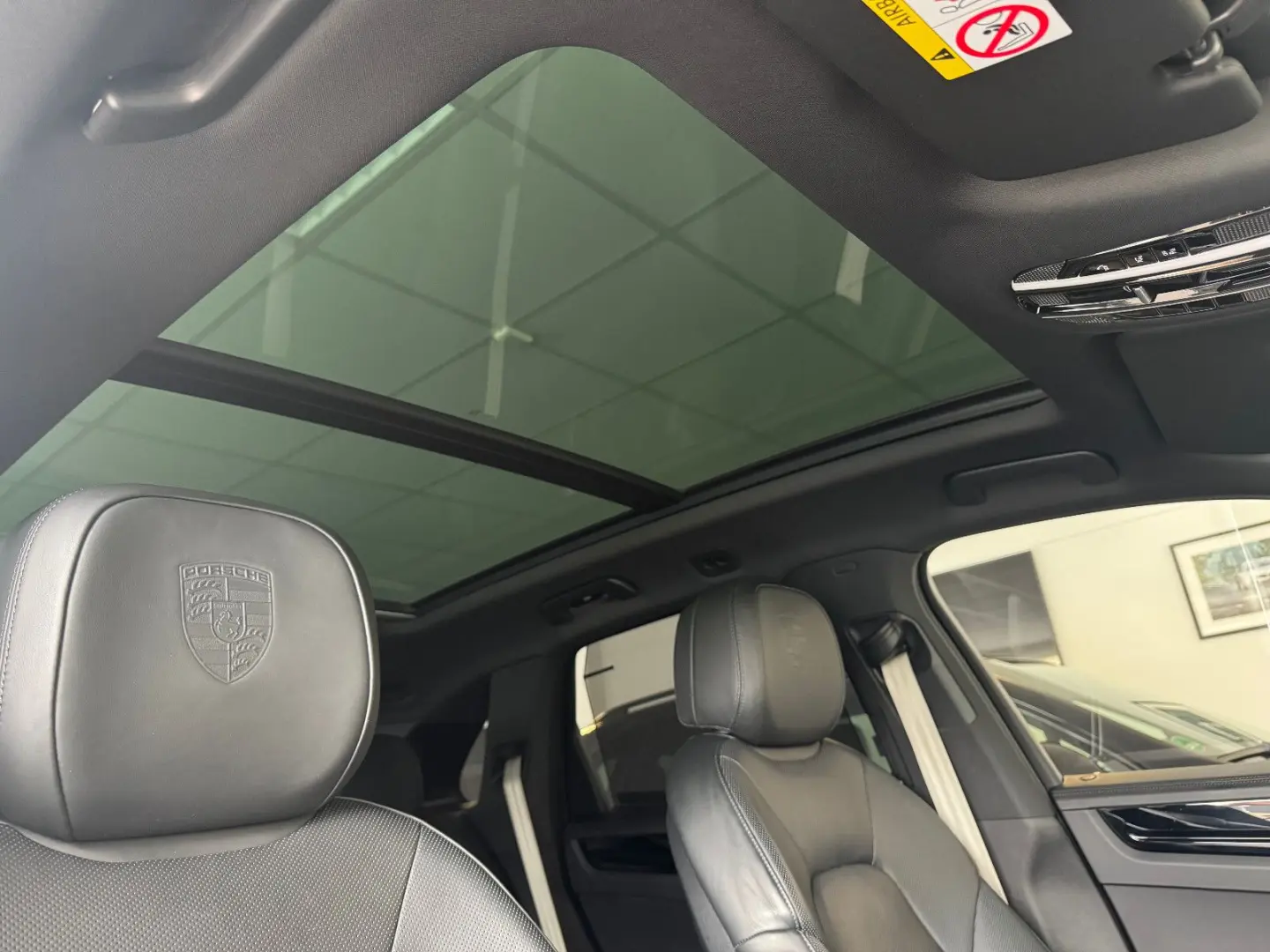 Cayenne S SportDesign SoftClose Matrix HeadUp 22