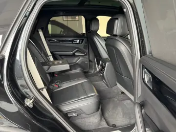 Cayenne S SportDesign SoftClose Matrix HeadUp 22