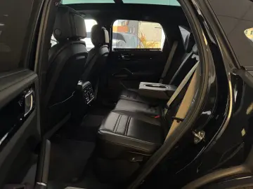 Cayenne S SportDesign SoftClose Matrix HeadUp 22
