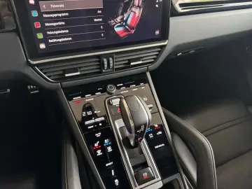 Cayenne S SportDesign SoftClose Matrix HeadUp 22