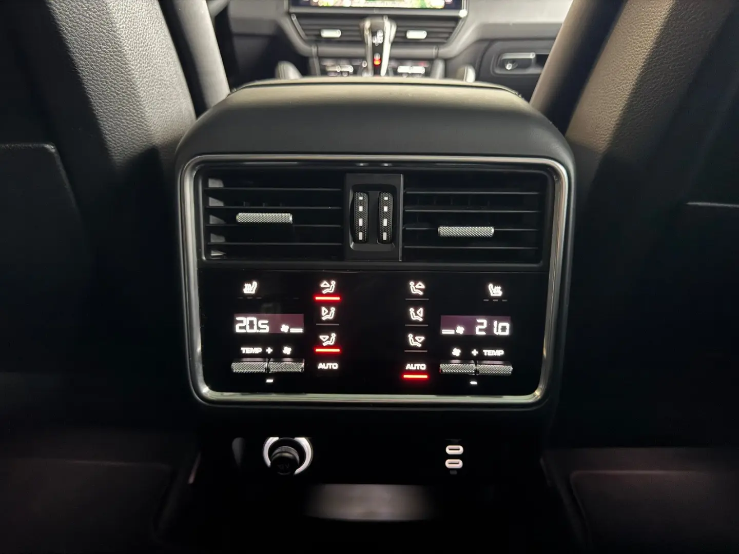 Cayenne S SportDesign SoftClose Matrix HeadUp 22