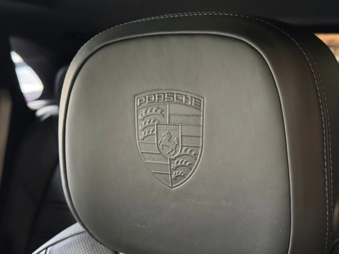 Cayenne S SportDesign SoftClose Matrix HeadUp 22