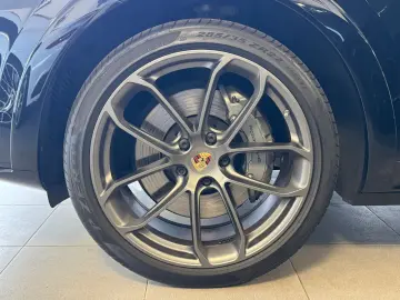 Cayenne S SportDesign SoftClose Matrix HeadUp 22