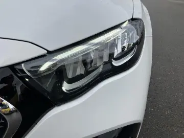 E 200 AMG Night-Paket*LenkradHz*Kamera*CarPlay*