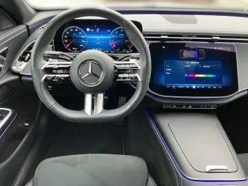 E 200 AMG Night-Paket*LenkradHz*Kamera*CarPlay*