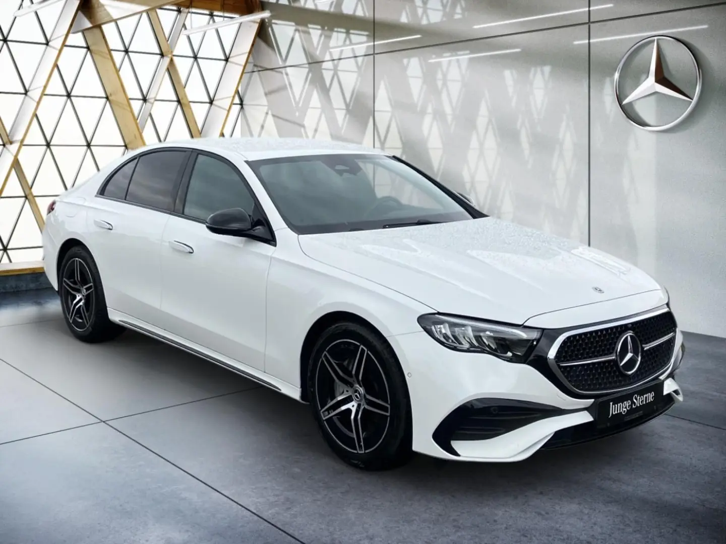 E 200 AMG Night-Paket*LenkradHz*Kamera*CarPlay*