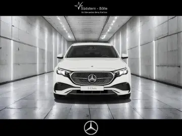 E 220 d  AMG SHZ NAVI AMBIENTE KAMERA PDC LED