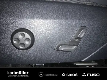 E 200 AMG-L +Night+LED+Keyless+Distronic+Apple
