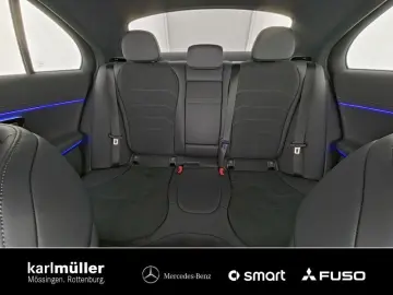 E 200 AMG-L +Night+LED+Keyless+Distronic+Apple
