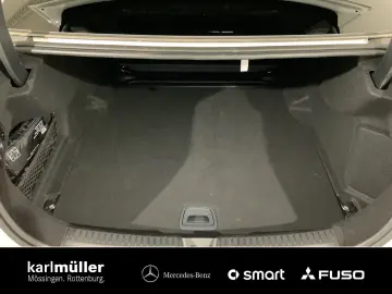 E 200 AMG-L +Night+LED+Keyless+Distronic+Apple
