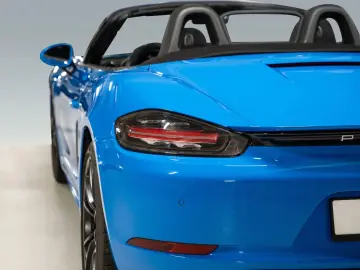 Boxster Tempostat DAB Navi Sitzheizung PDLS