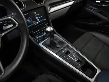 Boxster Tempostat DAB Navi Sitzheizung PDLS