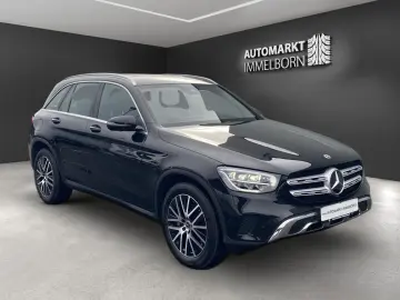 GLC 300 Hybrid 19*360°*AHK*LED*Off-Road-Styling