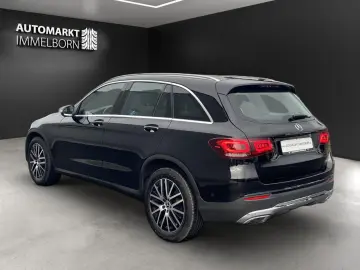 GLC 300 Hybrid 19*360°*AHK*LED*Off-Road-Styling