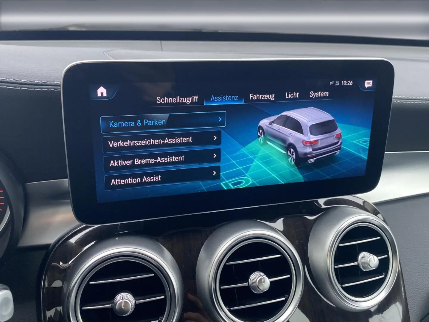 GLC 300 Hybrid 19*360°*AHK*LED*Off-Road-Styling