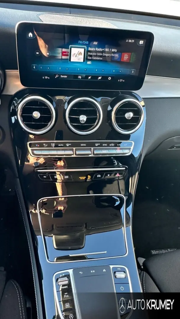 GLC 300 4MATIC Distronic+Mulibeam+Hands Free A.