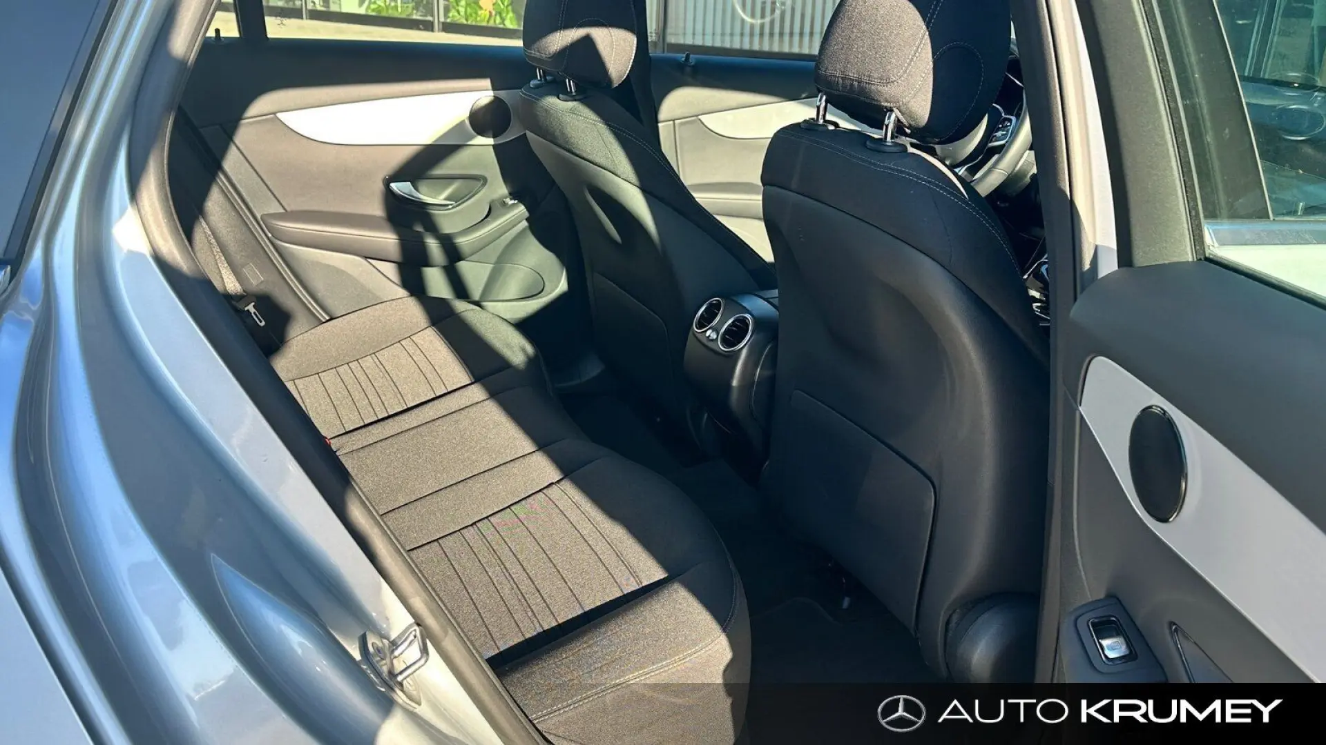 GLC 300 4MATIC Distronic+Mulibeam+Hands Free A.