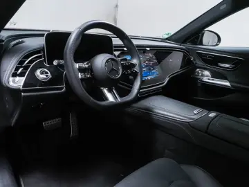 E 200 AMG-Sport/Super/Burm4D/Night/Distr/Cam/20'