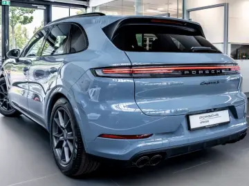 Porsche Cayenne S SportDesign PDCC HeadUp