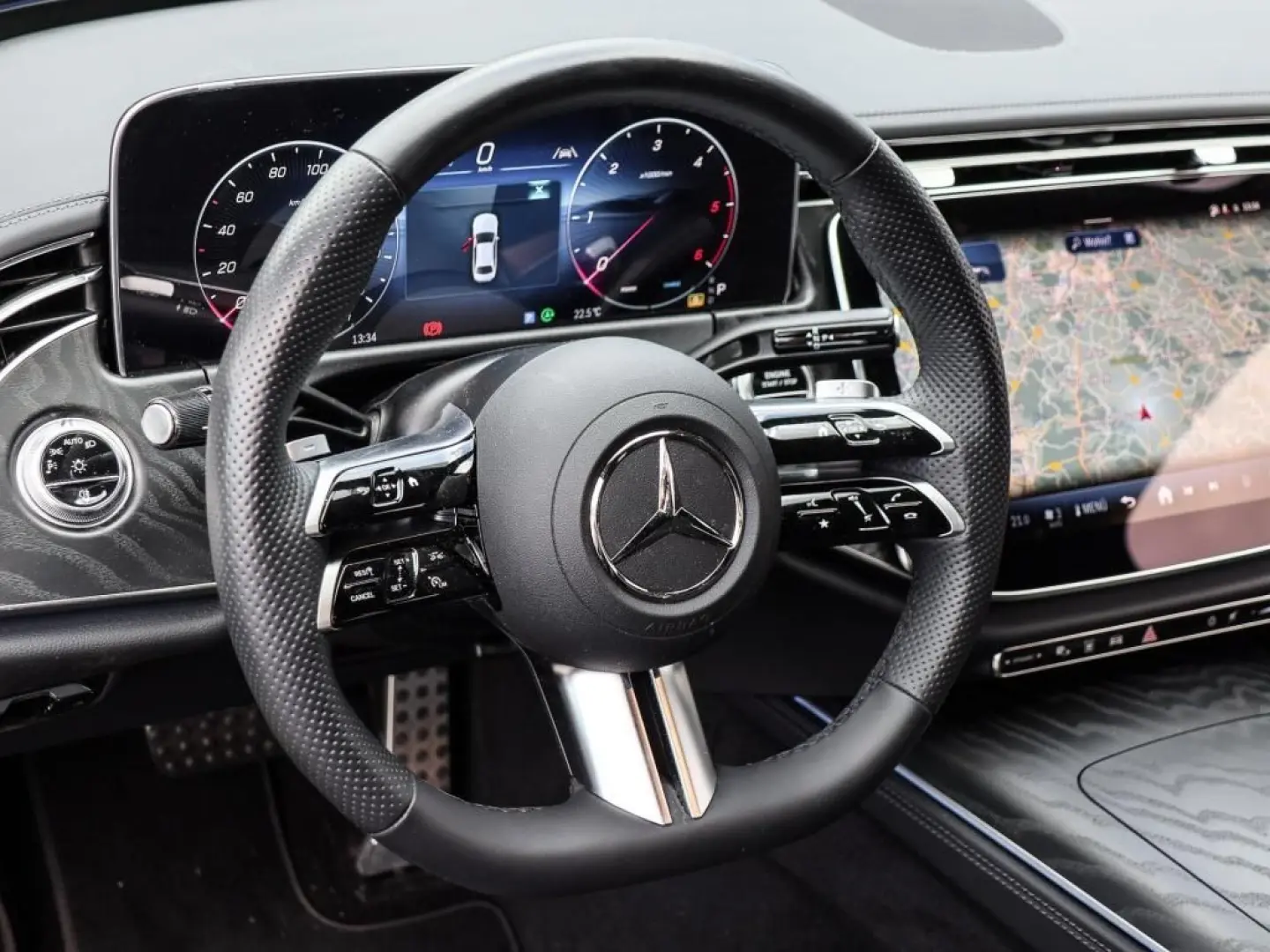 E 220 d AMG/Wide/LED/Burm4D/Cam/Totw/Night/20''