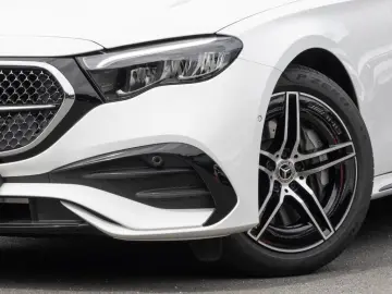 E 200 AMG/Superscreen/LED/Pano/Burm4D/Night19''