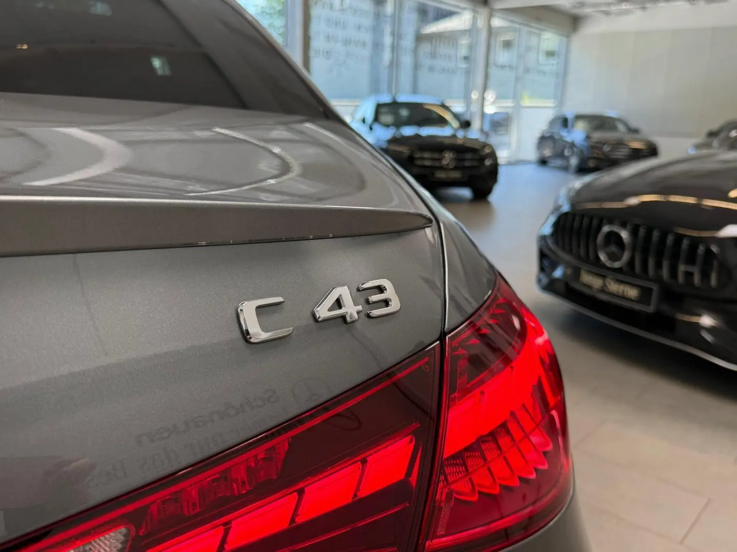 Mercedes-AMG C 43 4M PANO+20+FAP+PERFSOUND+NIGHT