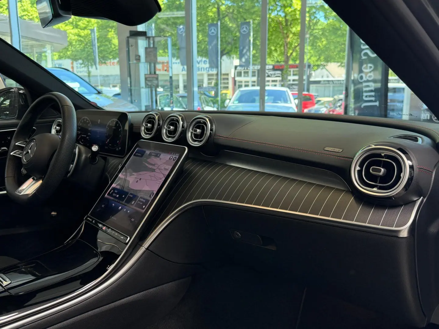 Mercedes-AMG C 43 4M PANO+20+FAP+PERFSOUND+NIGHT