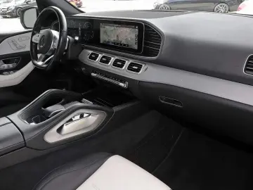 GLE 350 d 4M AMG AHK+MEMORY+DISTRONIC+HIFI+360°