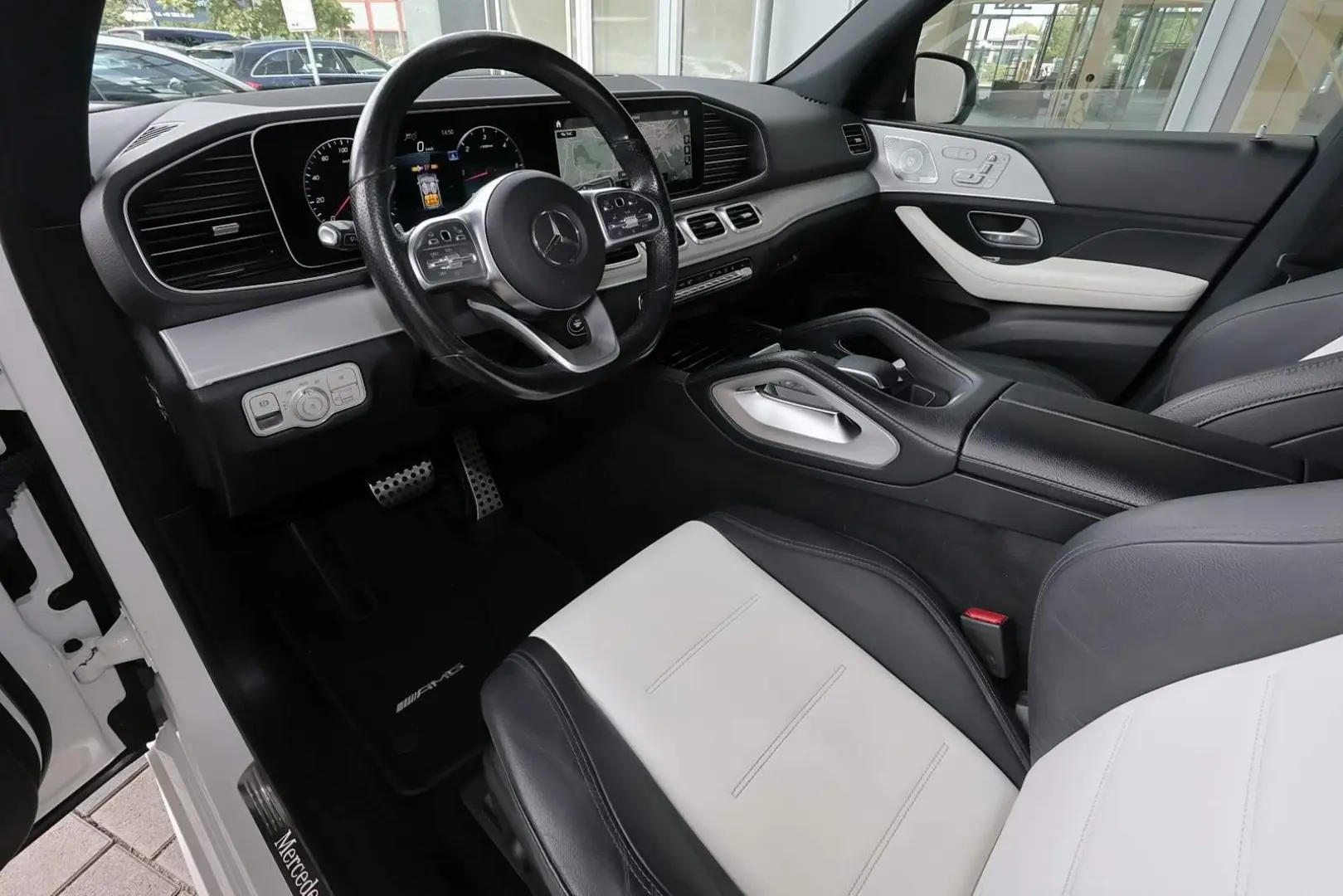 GLE 350 d 4M AMG AHK+MEMORY+DISTRONIC+HIFI+360°