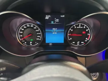 C 63 AMG 4.0 V8 Coupe PANO*BURM*LEDER*DISTRO