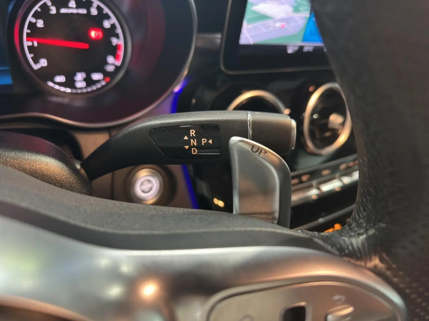 C 63 AMG 4.0 V8 Coupe PANO*BURM*LEDER*DISTRO