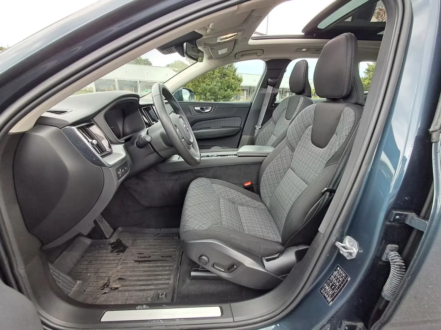 Volvo XC60 Rezervă inscripție T6 AWD