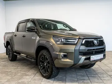 Hilux 2.8 D4-D INVINCIBLE °AHK°JBL°Navi°