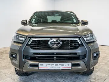 Hilux 2.8 D4-D INVINCIBLE °AHK°JBL°Navi°