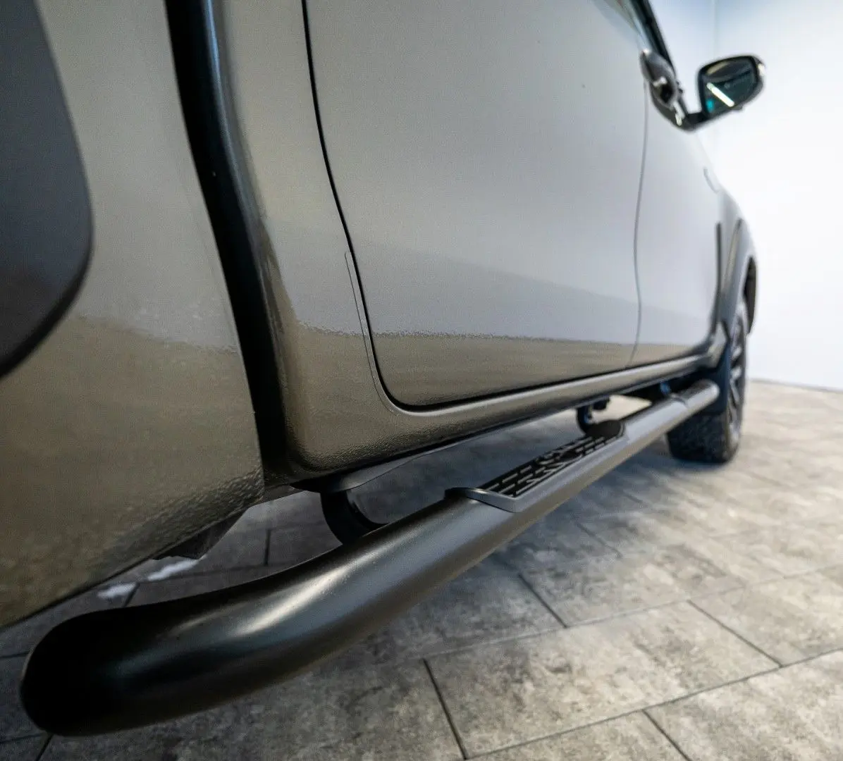 Hilux 2.8 D4-D INVINCIBLE °AHK°JBL°Navi°