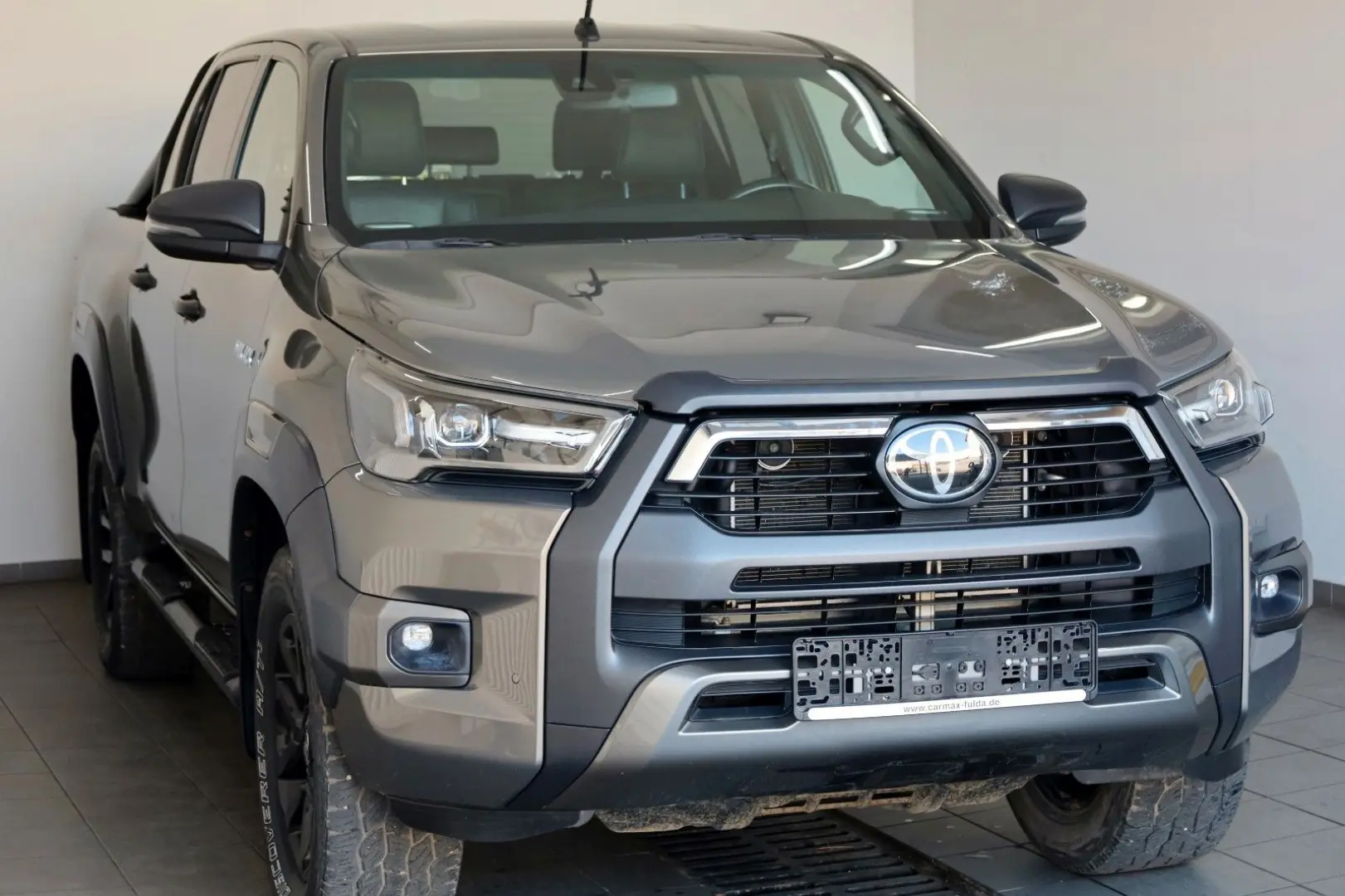 Hilux 2.8 D4-D Invincible ,VOLL! ACC,JBL,LED,AHK