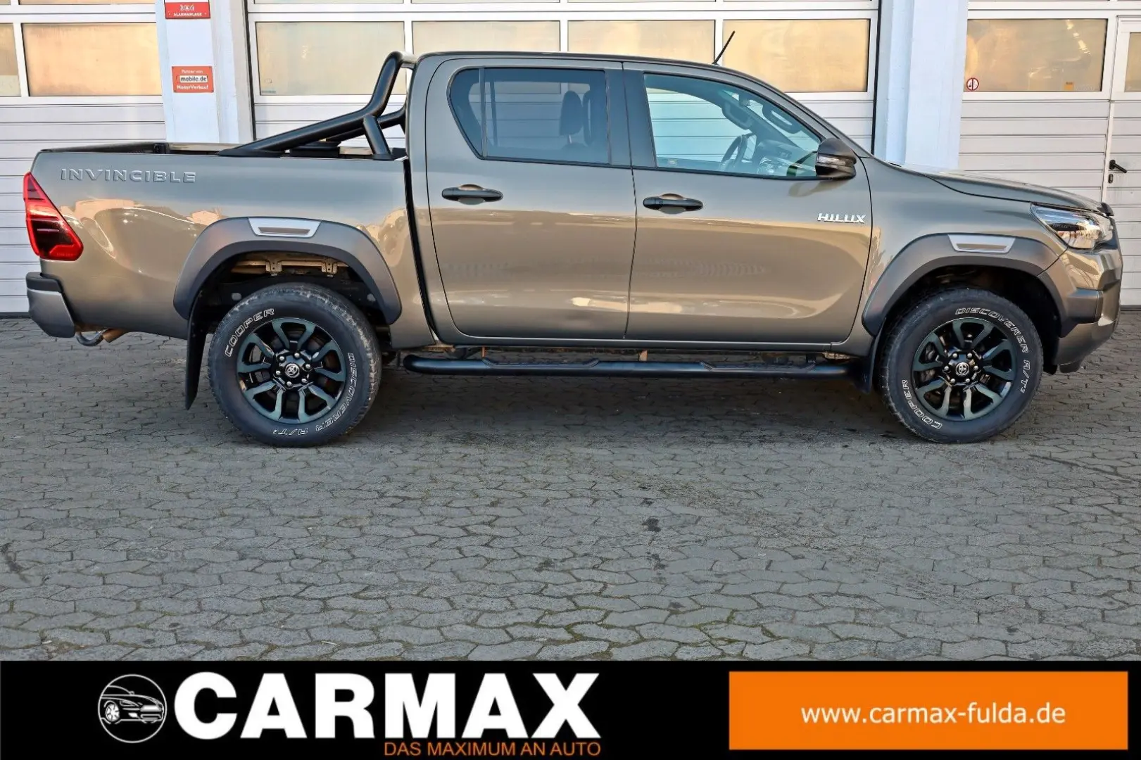 Hilux 2.8 D4-D Invincible ,VOLL! ACC,JBL,LED,AHK