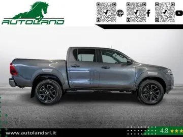 TOYOTA Hilux Invincible 2.8d A/T 4WD Double Cab 