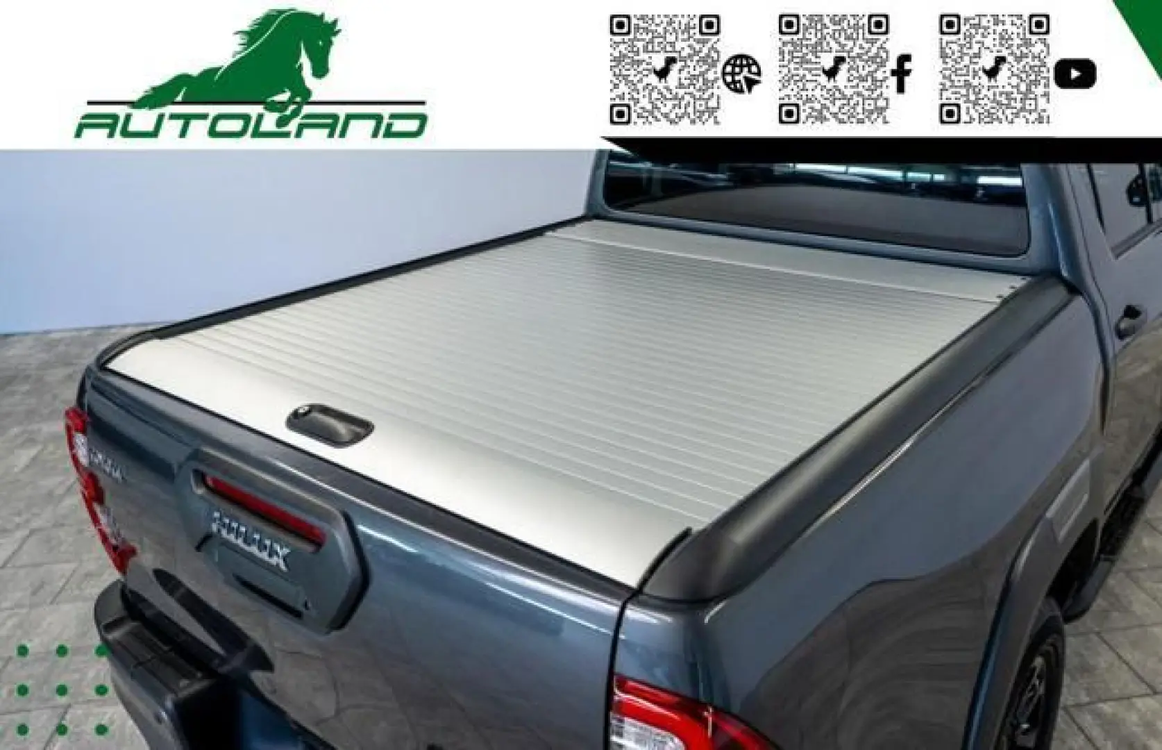 TOYOTA Hilux Invincible 2.8d A/T 4WD Double Cab 
