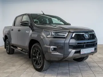 Hilux 2.8D4-D INVINCIBLE °AHK°Assistenz°Rollo°