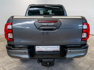 Hilux 2.8D4-D INVINCIBLE °AHK°Assistenz°Rollo°