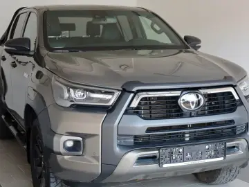 Hilux 2.8 D-4D Invincible,ACC,Rollbügel,LED,AHK