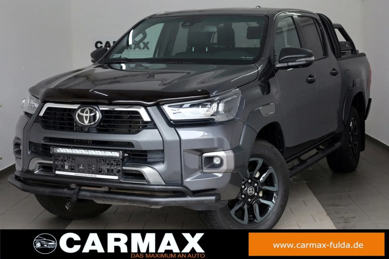 Hilux 2.8 D-4D Invincible,ACC,Rollbügel,Sthz,AHK