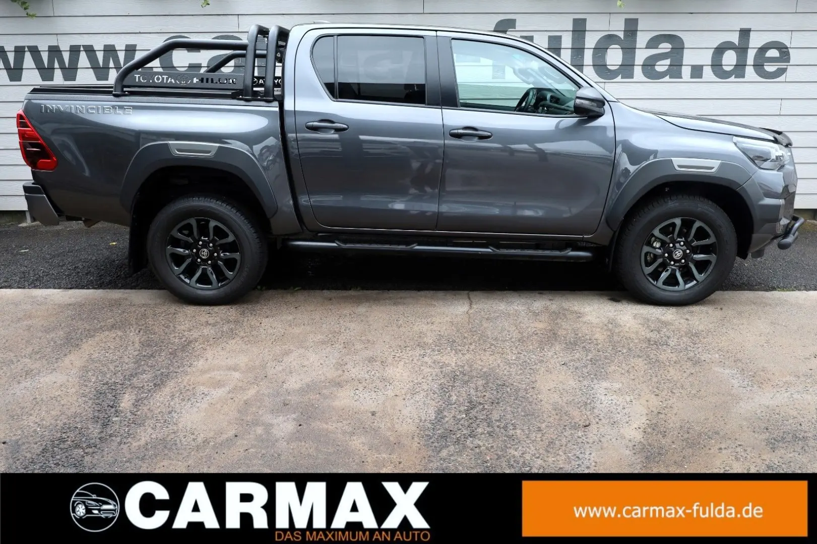 Hilux 2.8 D-4D Invincible,ACC,Rollbügel,Sthz,AHK