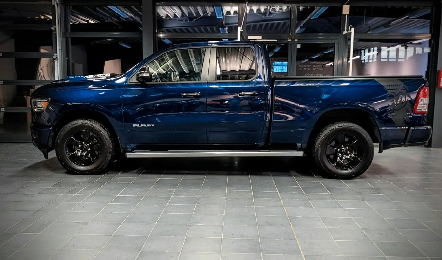 RAM 1500 BIGHORN E-TORQUE 3,6 4x4 TÜV NEU AHK