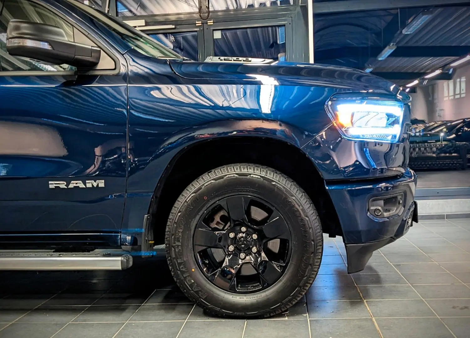 RAM 1500 BIGHORN E-TORQUE 3,6 4x4 TÜV NEU AHK