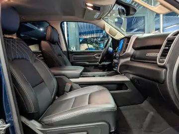 RAM 1500 BIGHORN E-TORQUE 3,6 4x4 TÜV NEU AHK