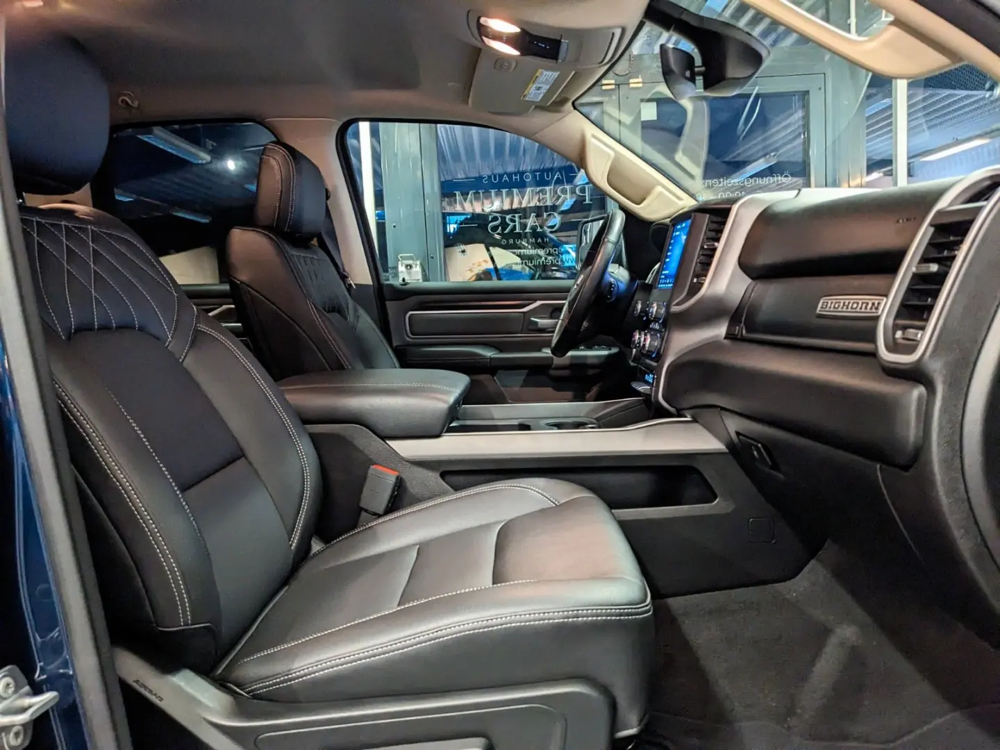 RAM 1500 BIGHORN E-TORQUE 3,6 4x4 TÜV NEU AHK