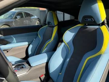 BMW M4 Competition xDrive