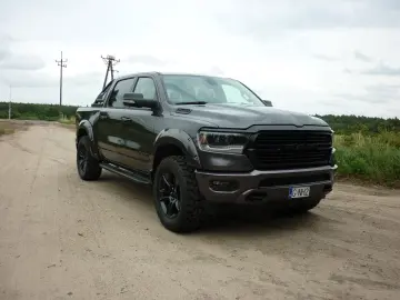 1500 5.7 hemi etorque 4x4  2'lpg 35600  netto